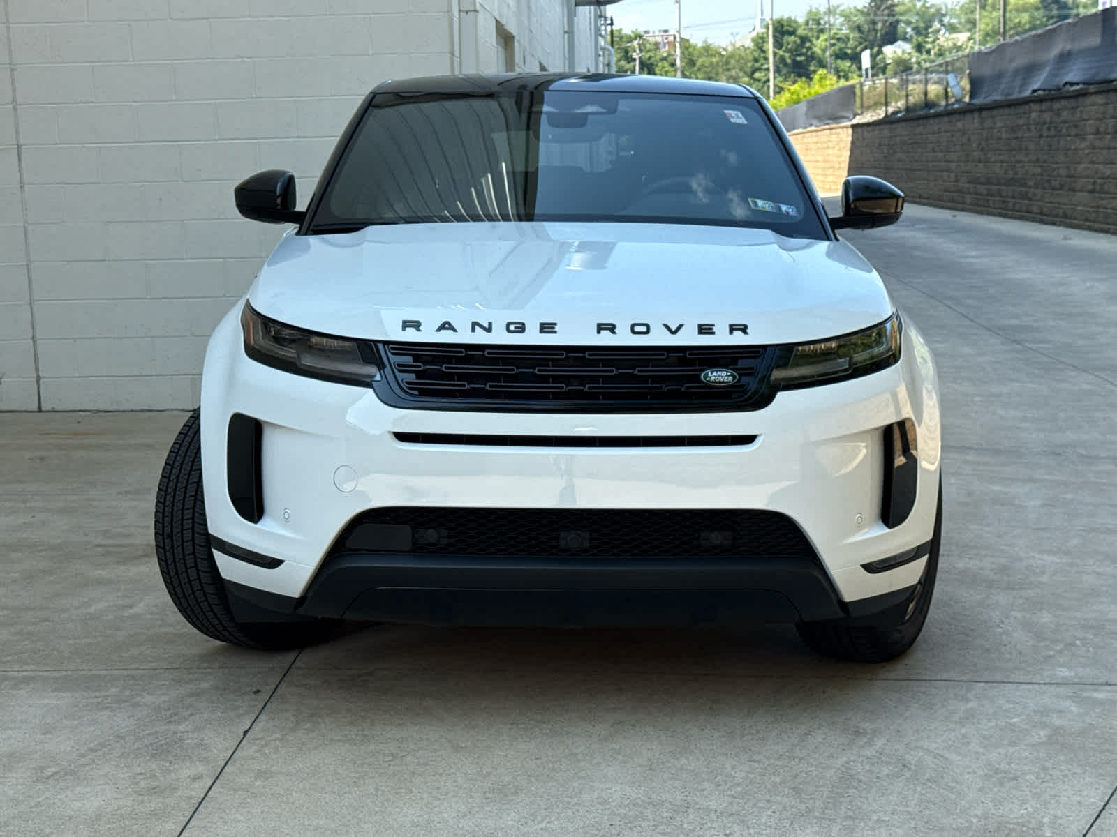 2026 Land Rover Range Rover Evoque S photo 2