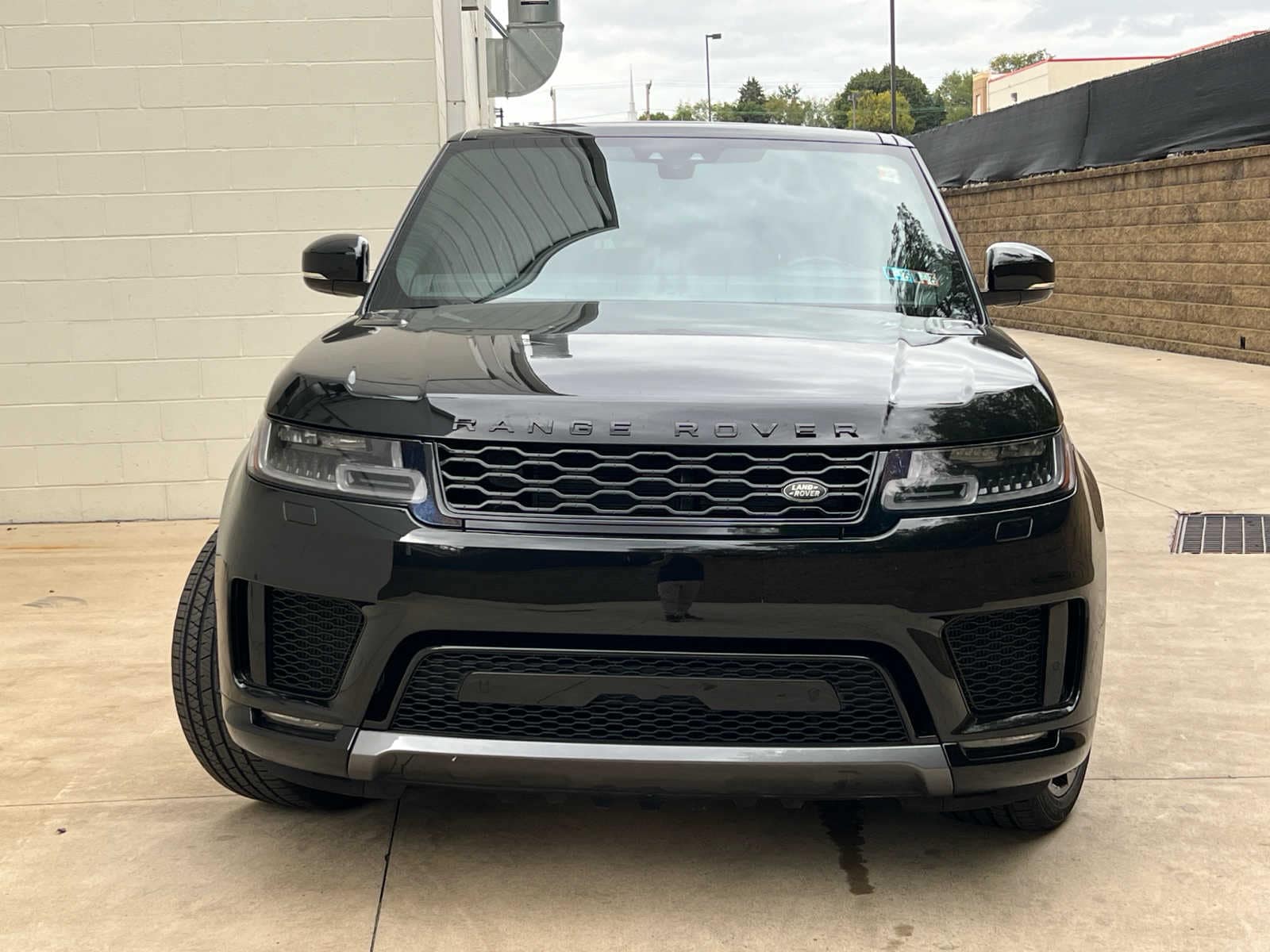 Certified 2022 Land Rover Range Rover Sport HSE Silver Edition with VIN SALWR2SU7NA211315 for sale in Monroeville, PA