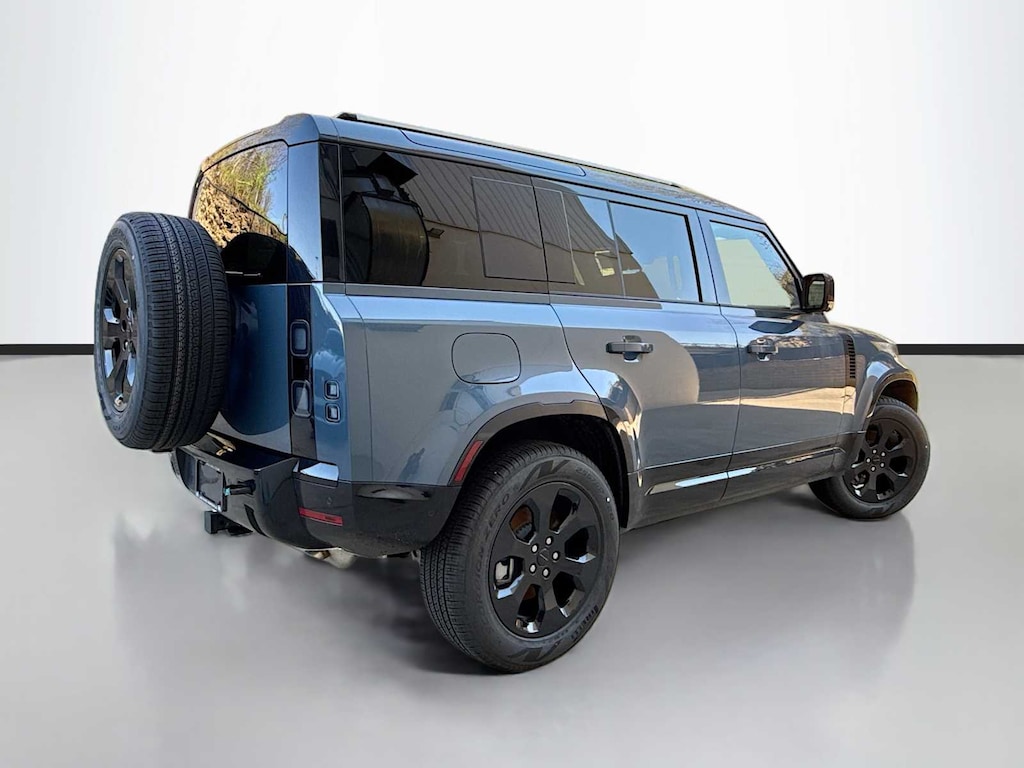 New 2026 Land Rover Defender 110 X-Dynamic SE SUV