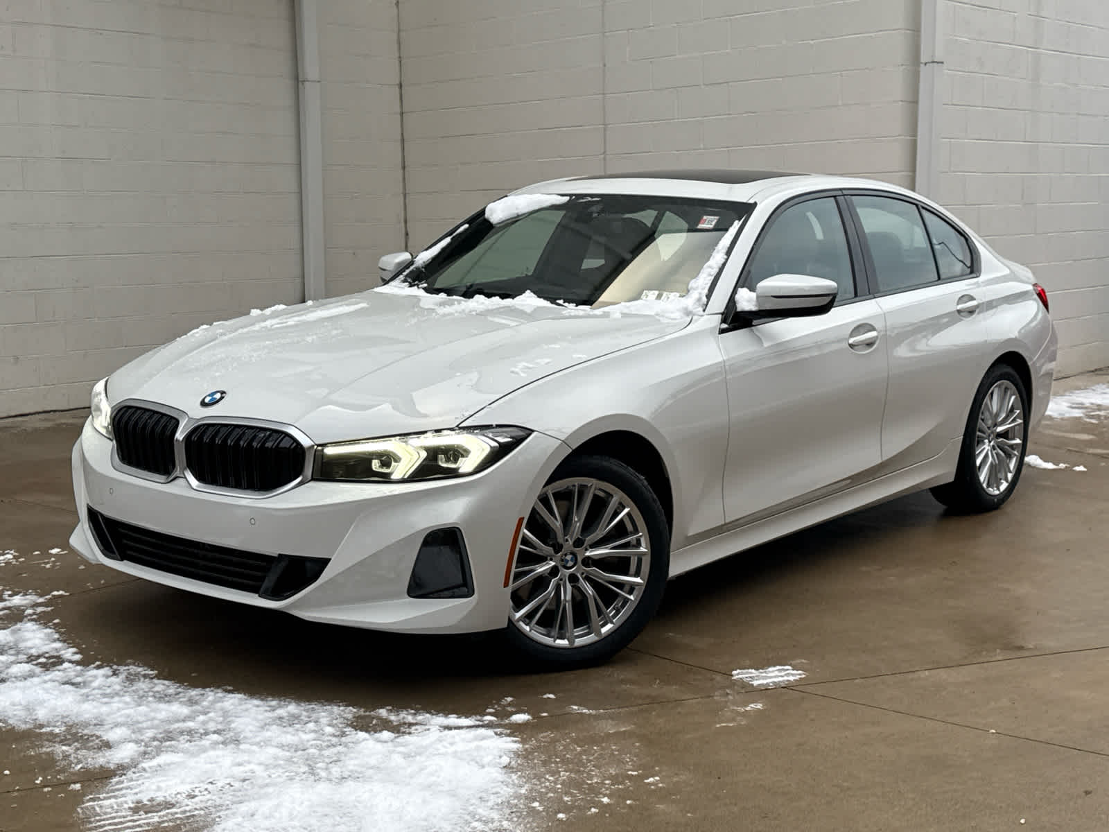 2023 BMW 3 Series 330i