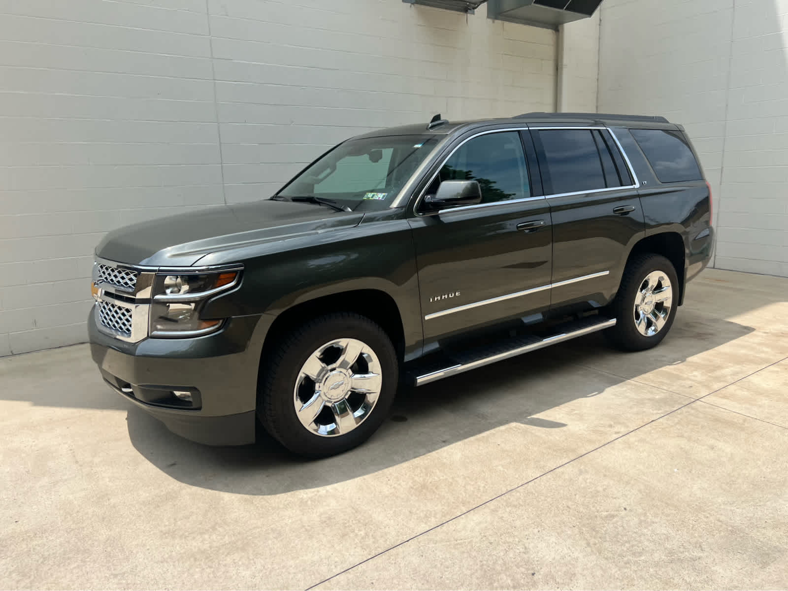 Used 2019 Chevrolet Tahoe LT with VIN 1GNSKBKC3KR228151 for sale in Monroeville, PA