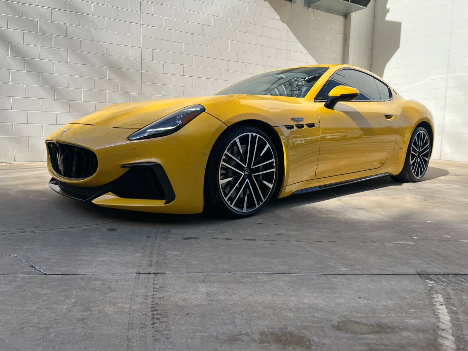 Used 2024 Maserati GranTurismo Trofeo with VIN ZAMBMVDB8RX440036 for sale in Monroeville, PA