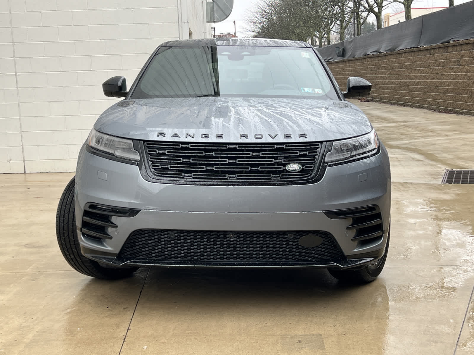 Used 2024 Land Rover Range Rover Velar Dynamic SE with VIN SALYL2EX5RA386393 for sale in Monroeville, PA