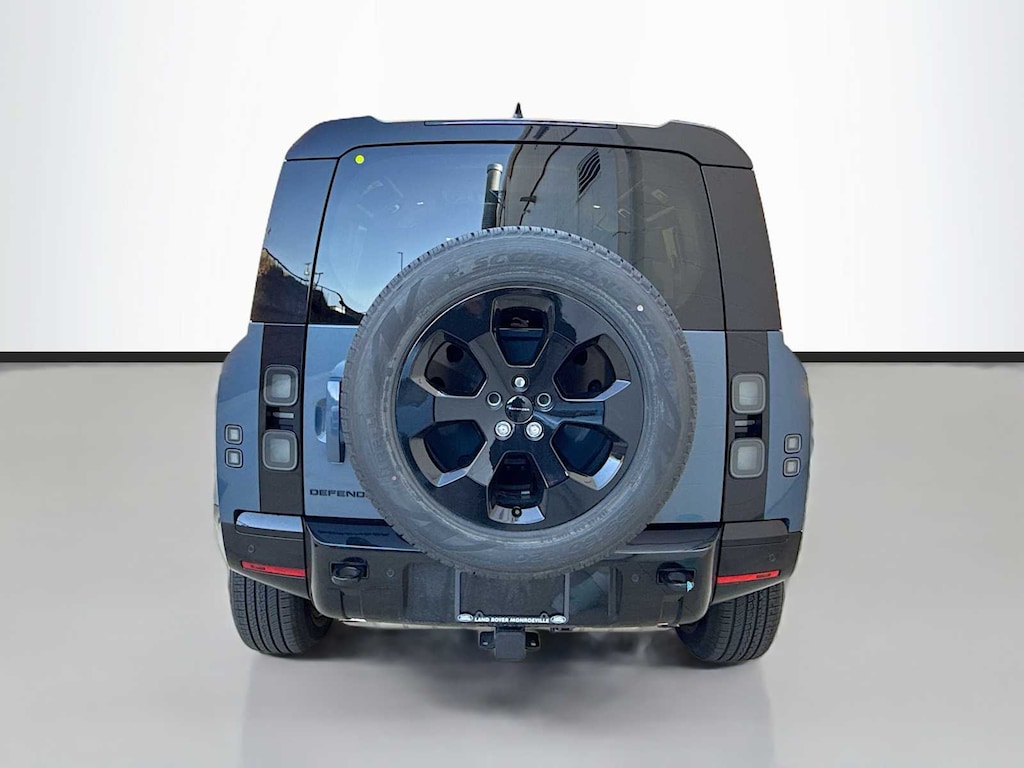 New 2026 Land Rover Defender 110 X-Dynamic SE SUV