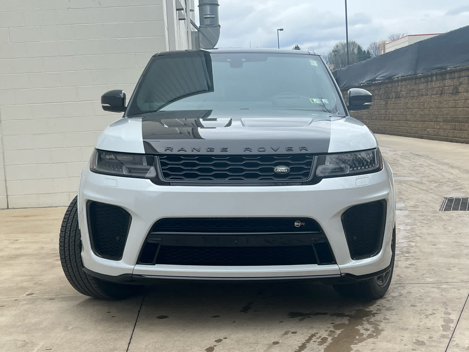 Certified 2022 Land Rover Range Rover Sport SVR Carbon Edition with VIN SALWZ2RE0NA212336 for sale in Monroeville, PA
