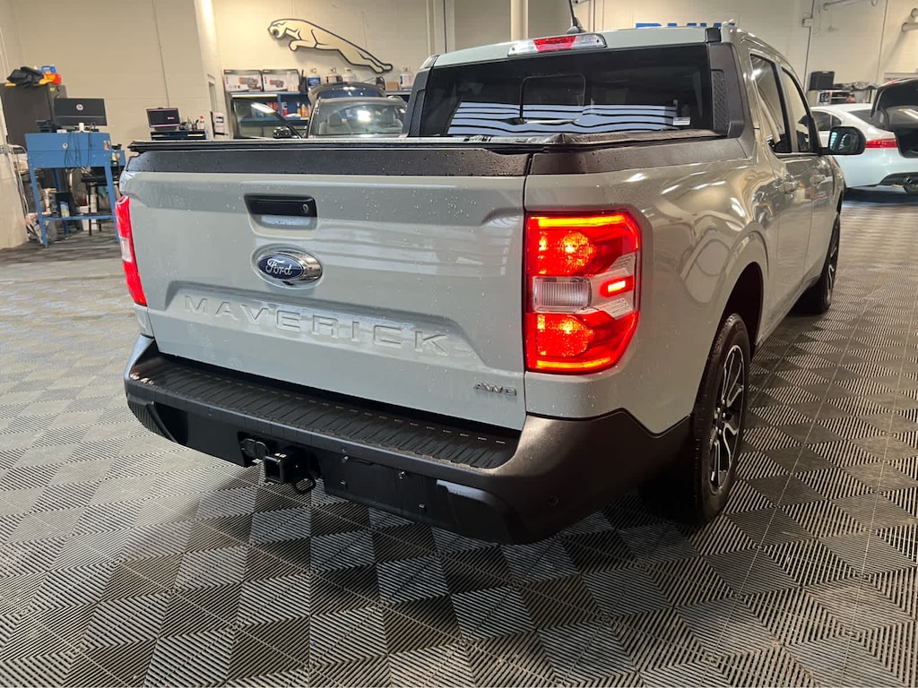 Used 2024 Ford Maverick Lariat Truck SuperCrew