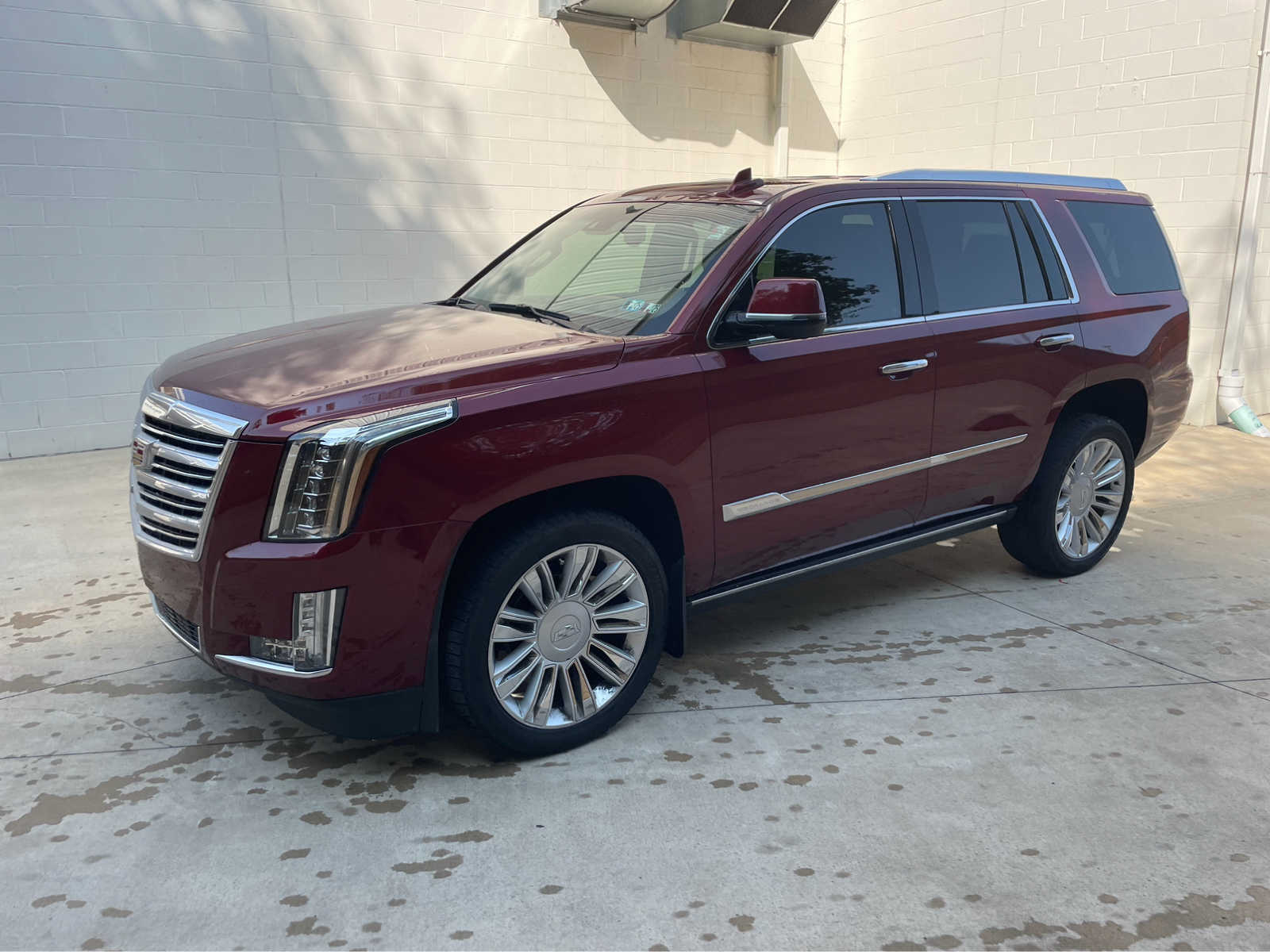 Used 2016 Cadillac Escalade Platinum with VIN 1GYS4DKJ4GR288390 for sale in Monroeville, PA