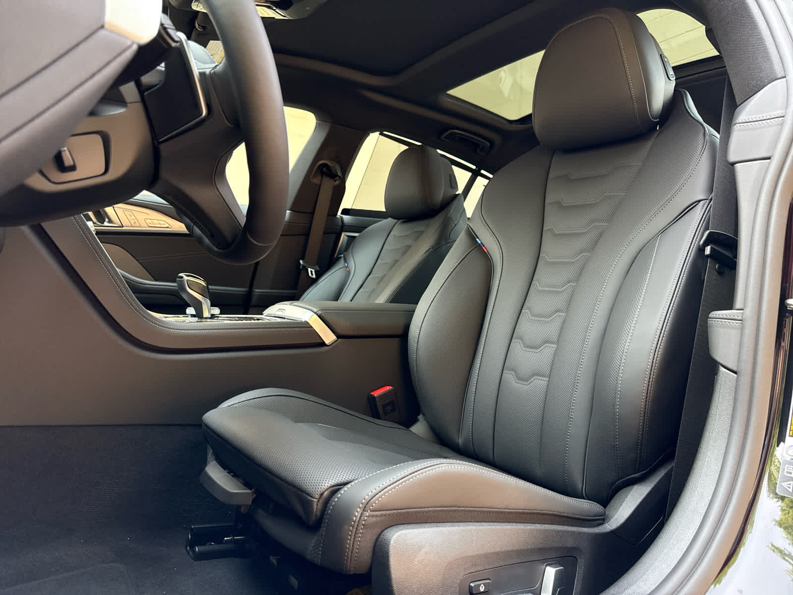2026 BMW 8 Series 840i - Photo 13