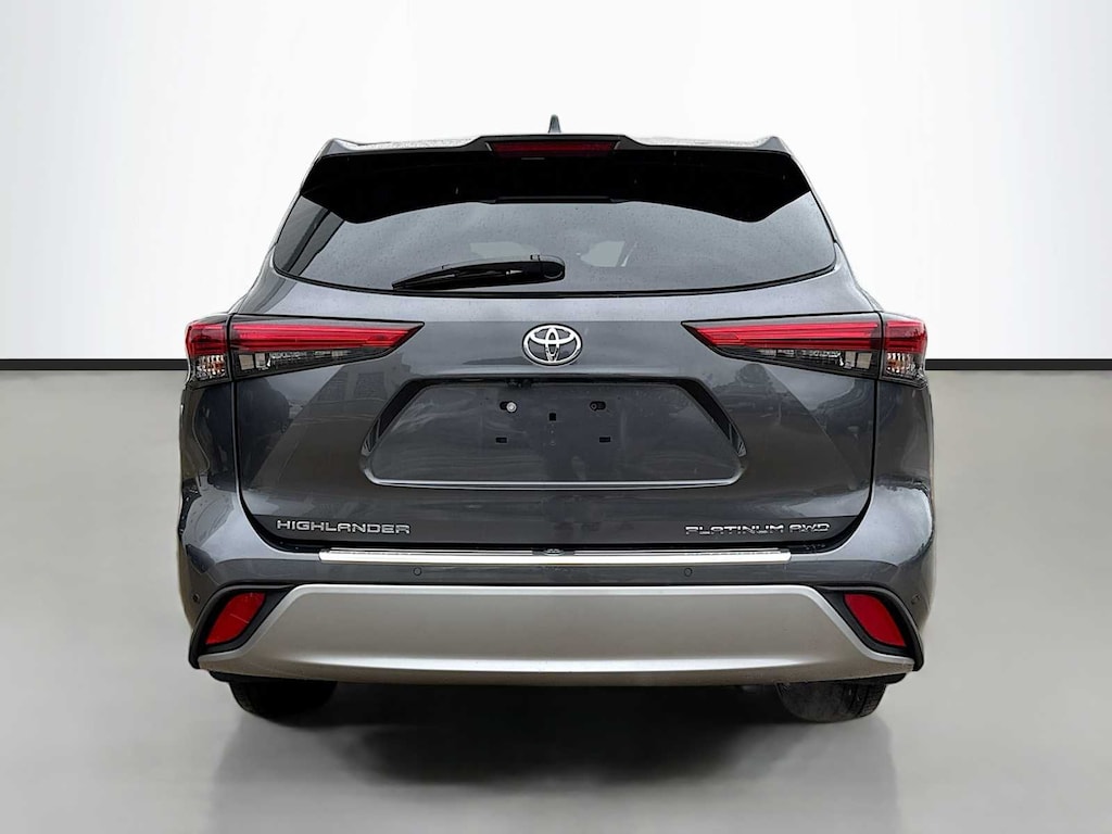 Used 2020 Toyota Highlander Platinum SUV