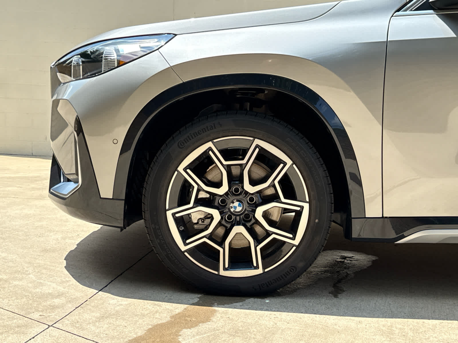 2025 BMW X1 28i - Photo 6