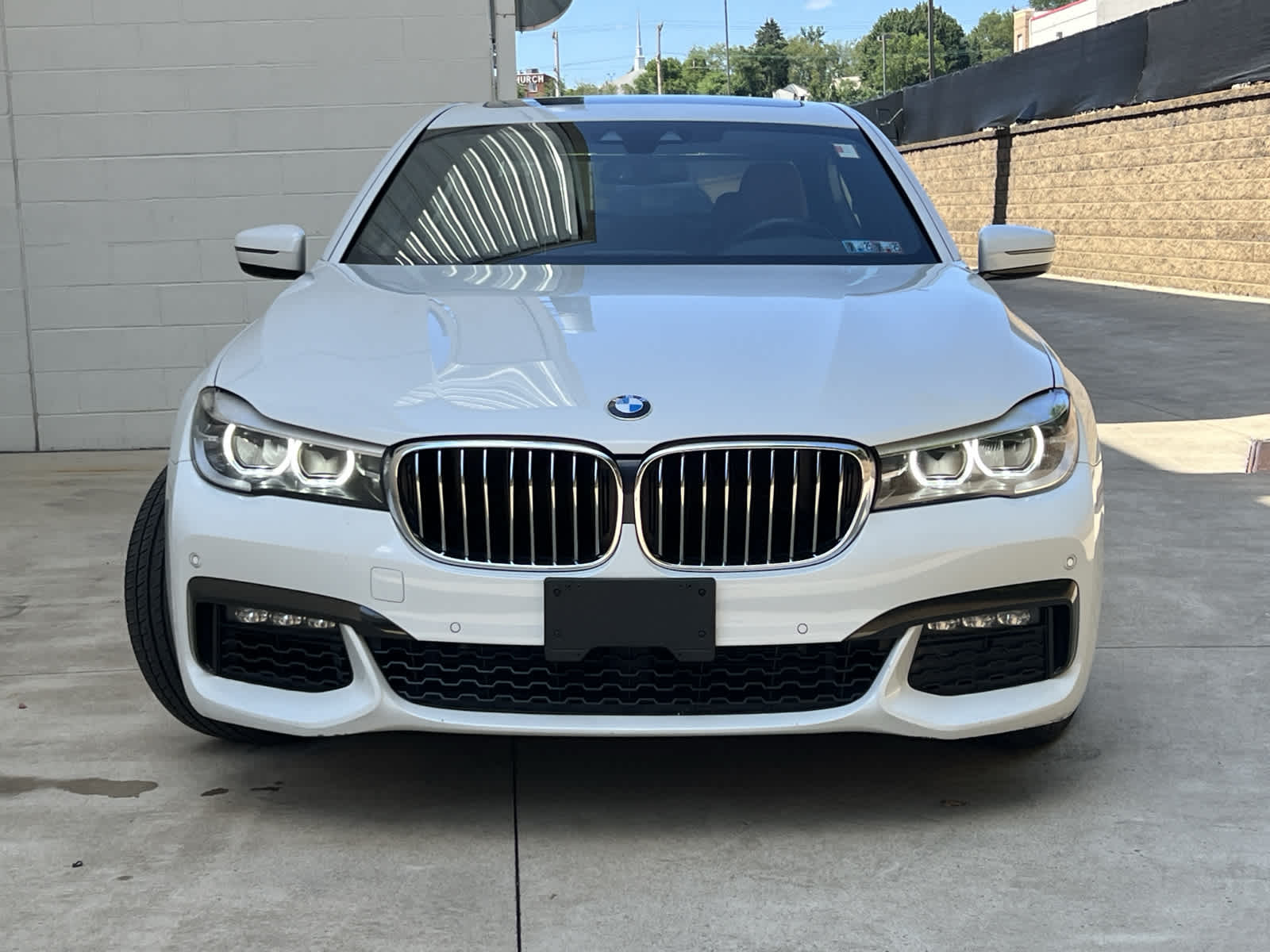 Used 2019 BMW 7 Series 740i with VIN WBA7E4C56KGV28504 for sale in Monroeville, PA