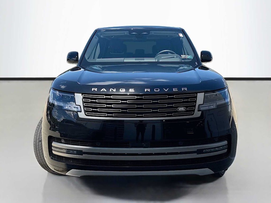 New 2026 Land Rover Range Rover SE LWB 7-Seats / V8 SUV