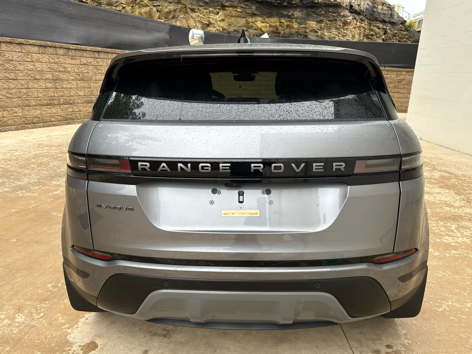 2026 Land Rover Range Rover Evoque S photo 4