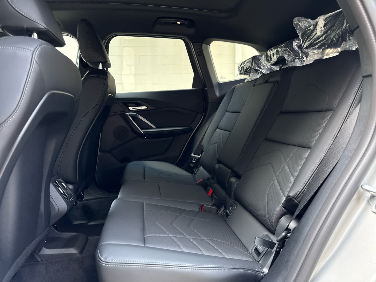 2025 BMW X1 28i - Photo 16
