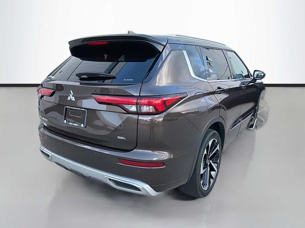 Used 2022 Mitsubishi Outlander SEL CUV