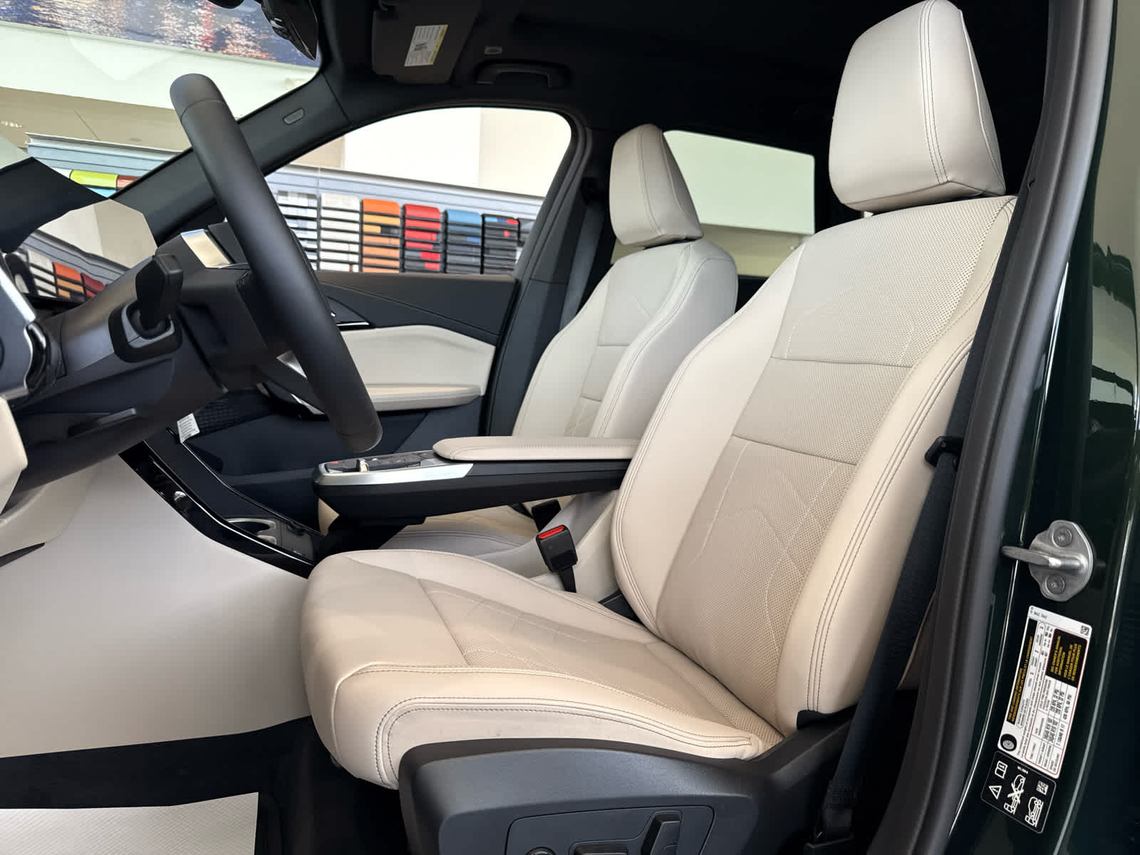2025 BMW X1 28i - Photo 12