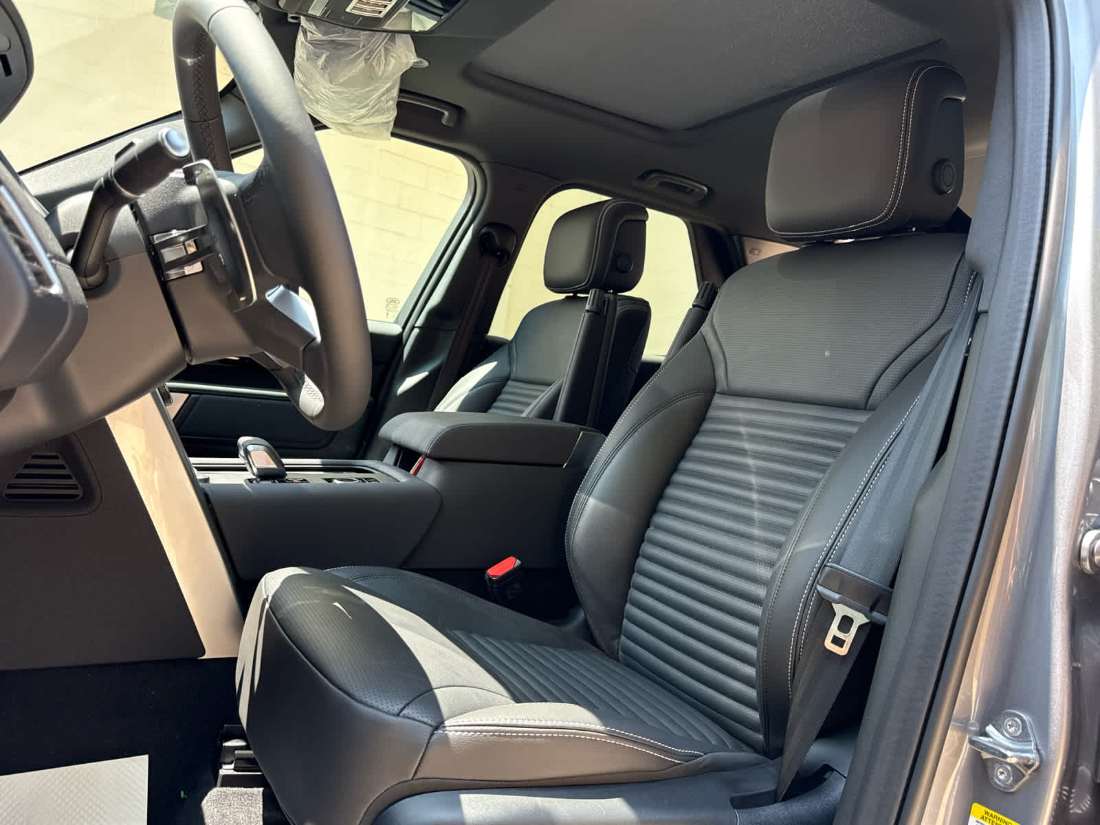 2025 Land Rover Discovery S - Photo 13
