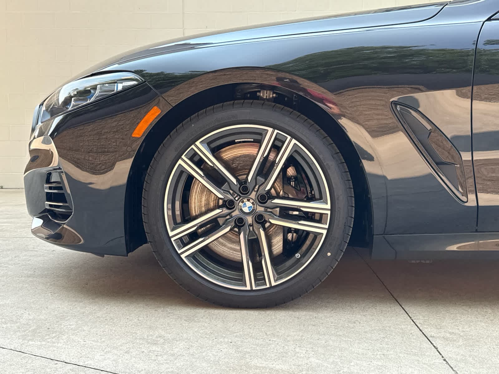 2026 BMW 8 Series 840i - Photo 6