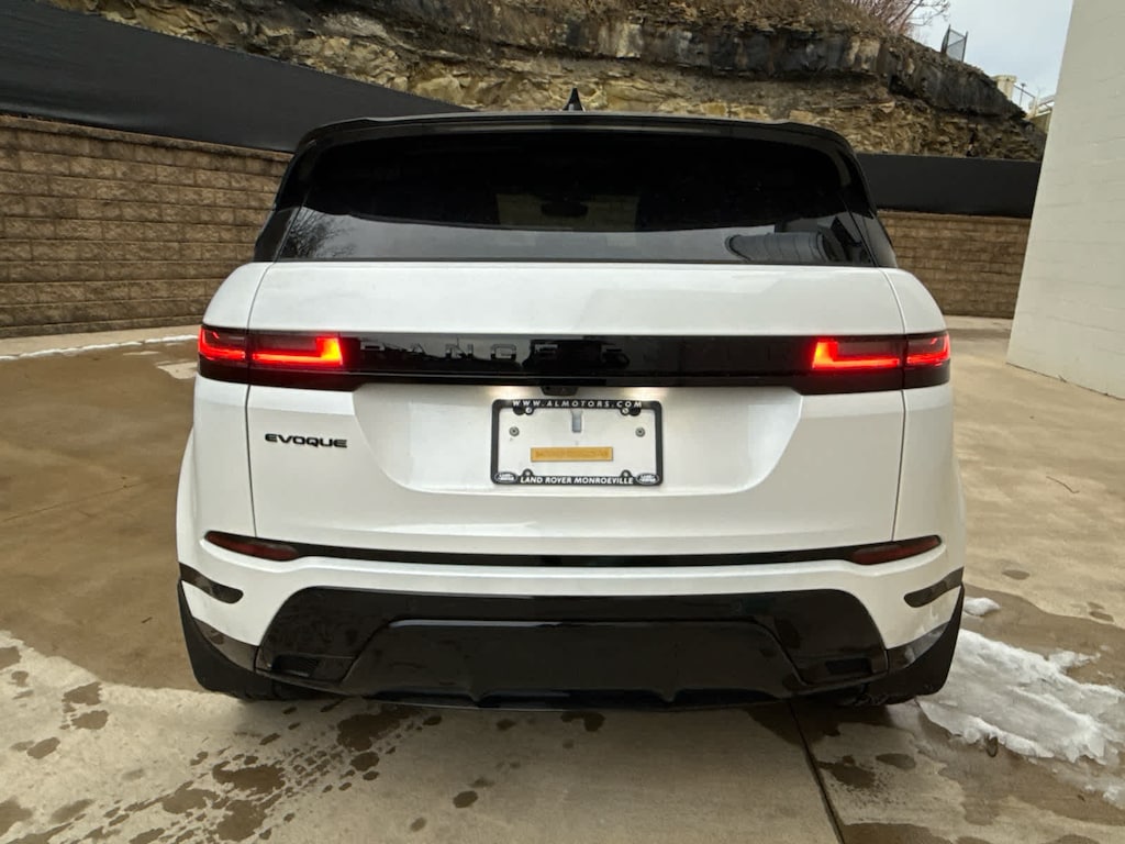 New 2026 Land Rover Range Rover Evoque Dynamic SE SUV