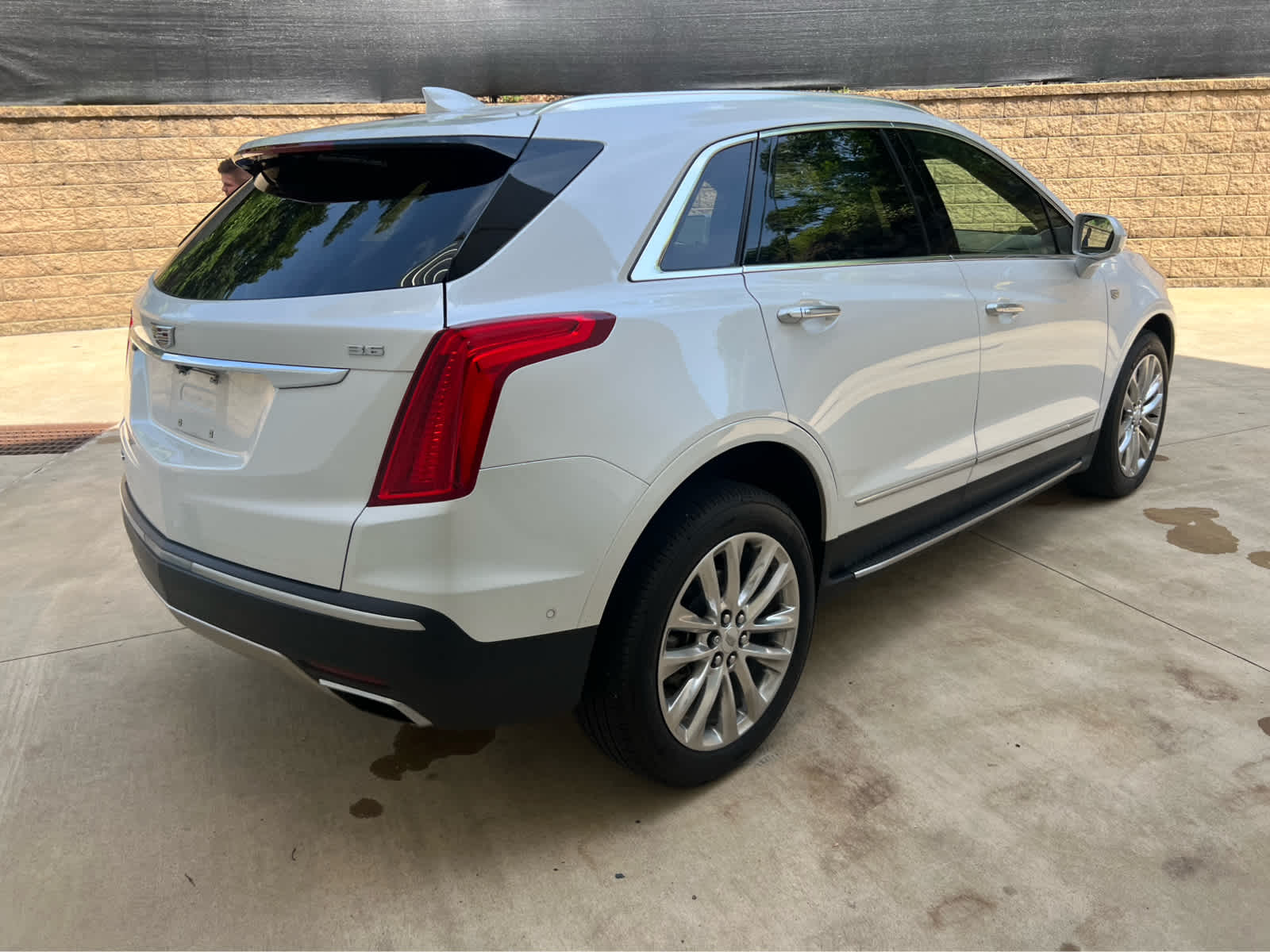 2017 Cadillac XT5 Platinum photo 4