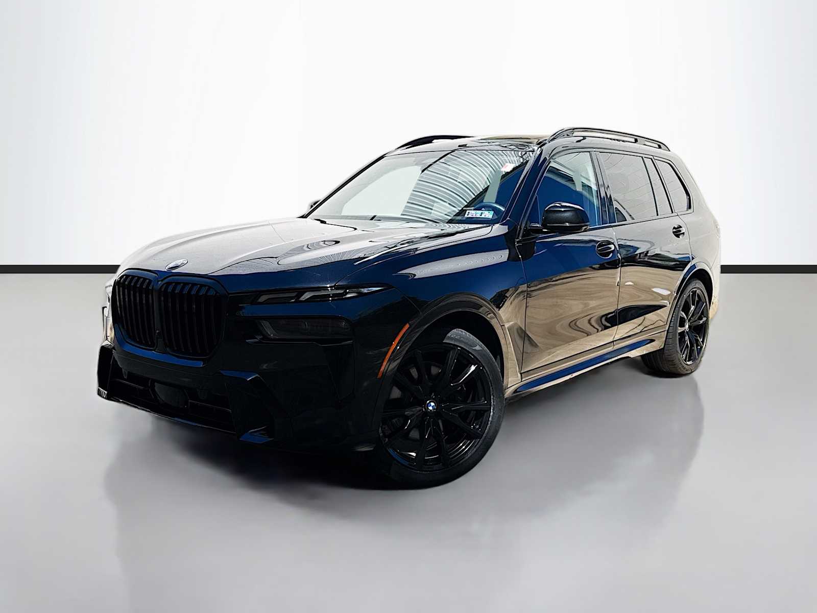 2023 BMW X7 xDrive40i's photo