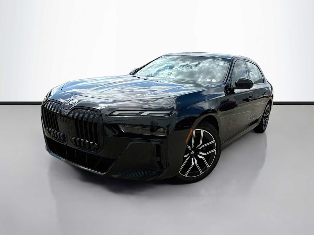 Used 2023 BMW 760i xDrive Sedan