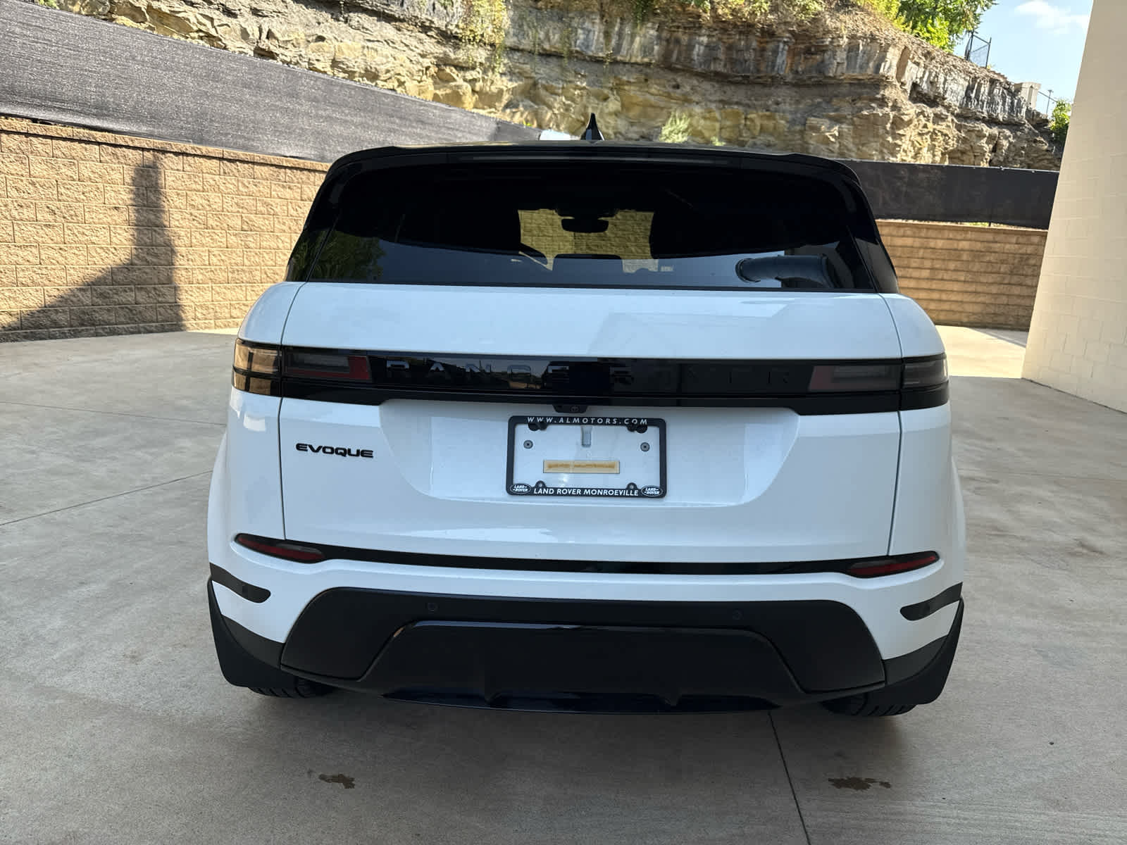 2026 Land Rover Range Rover Evoque S photo 4