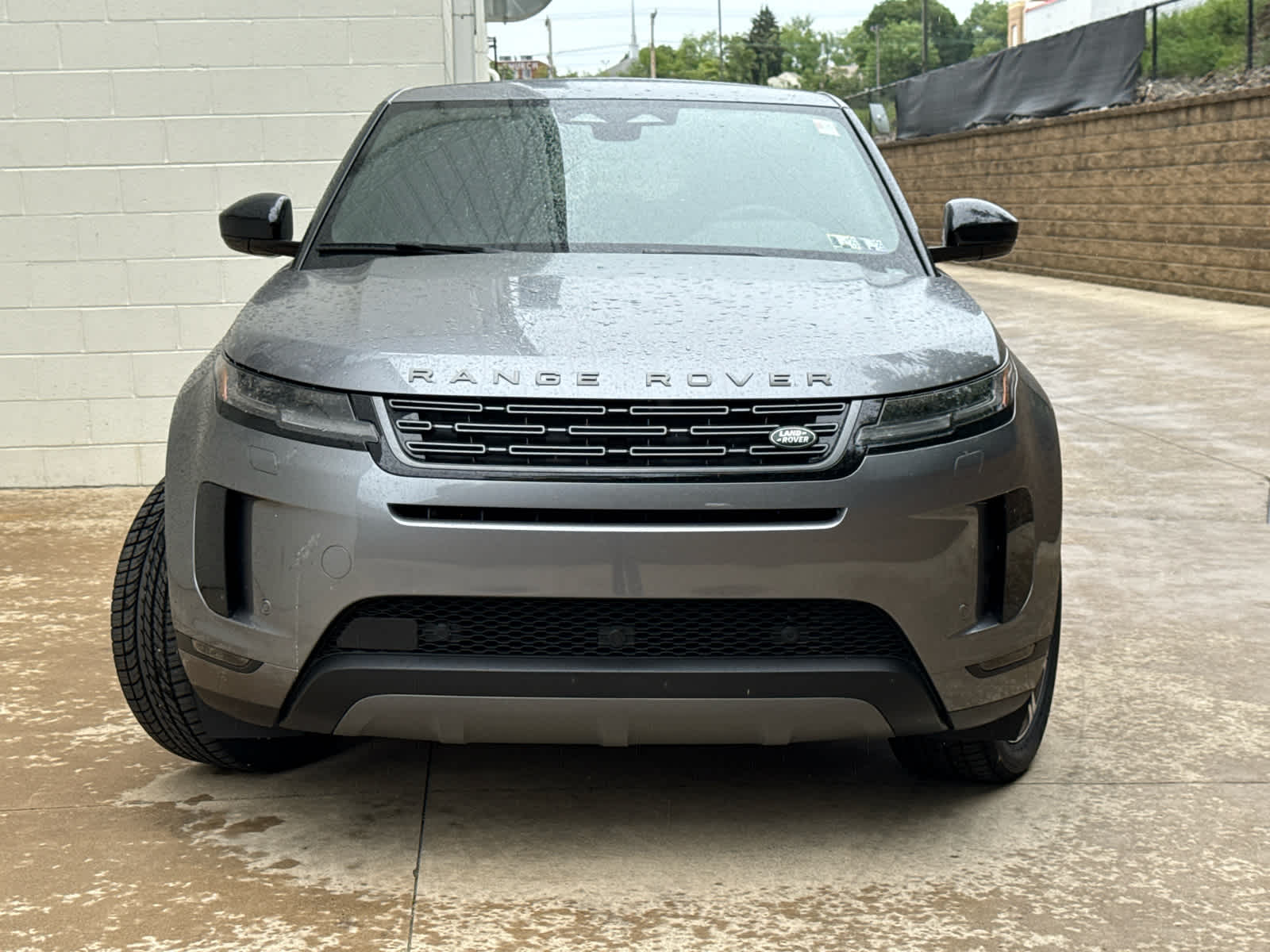 2026 Land Rover Range Rover Evoque S photo 2