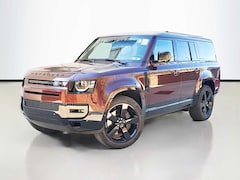 2026 Land Rover Defender 130 X-Dynamic SE SUV
