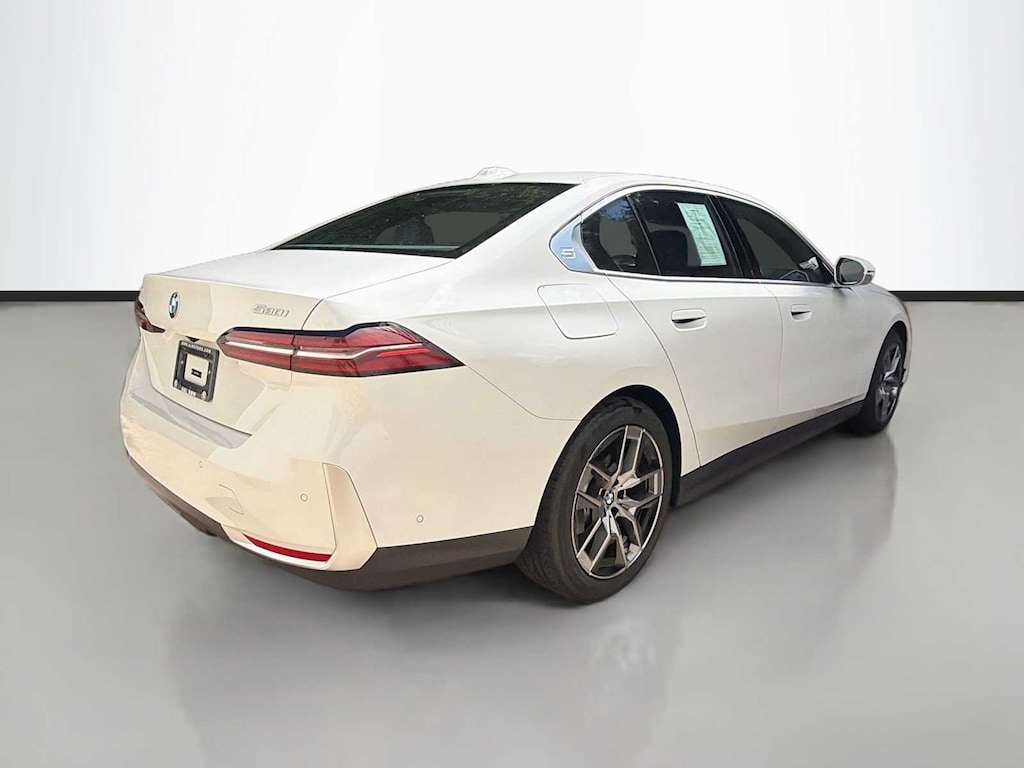 Used 2026 BMW 530i xDrive Sedan