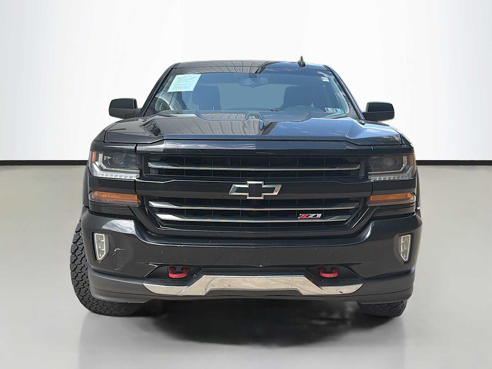 Used 2017 Chevrolet Silverado 1500 LT with VIN 1GCVKREH6HZ361629 for sale in Monroeville, PA