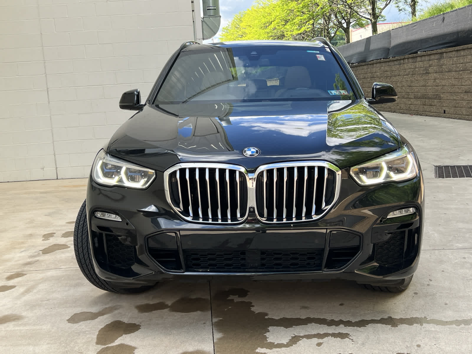 Used 2019 BMW X5 50i with VIN 5UXJU2C53KLN64334 for sale in Monroeville, PA