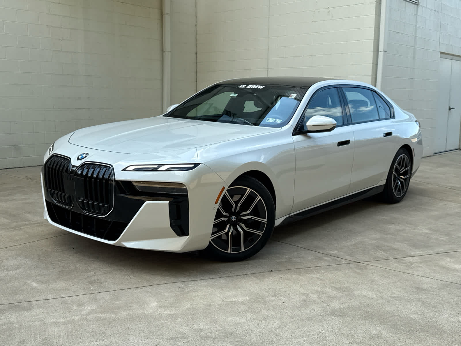 2025 BMW 7 Series 740i xDrive