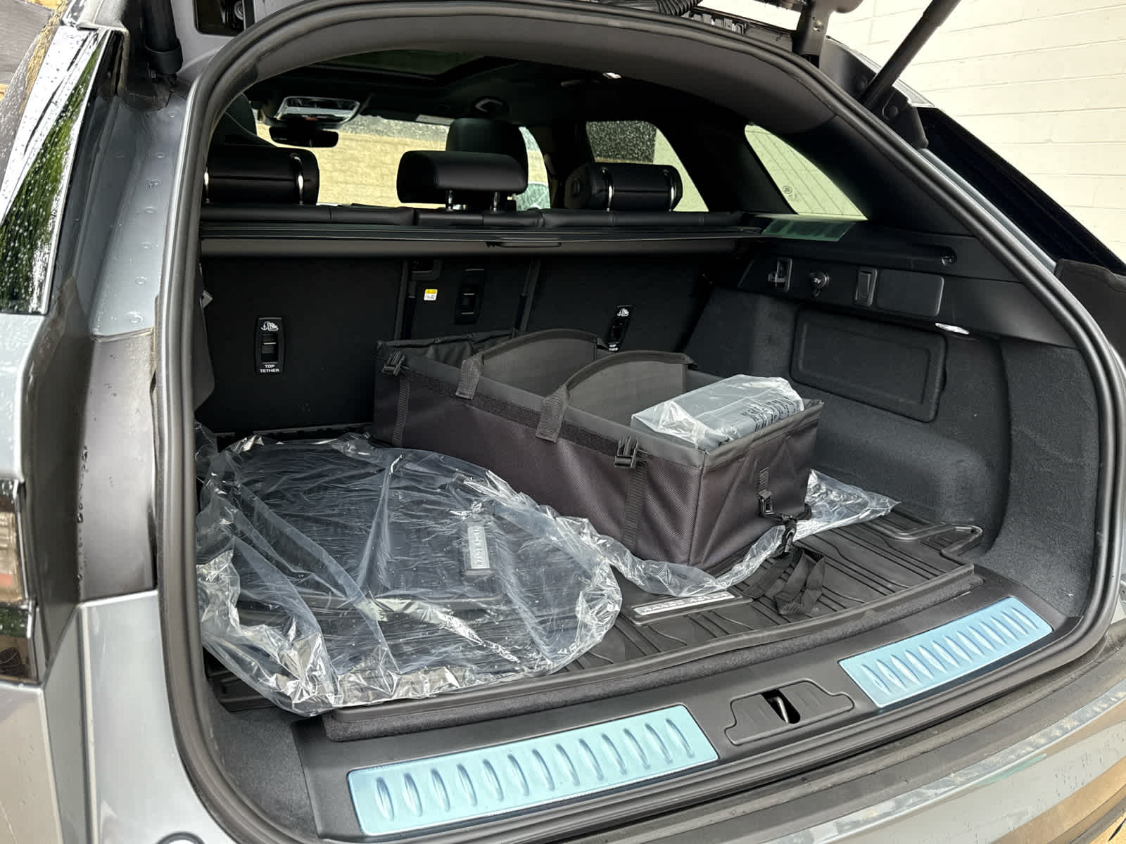2026 Land Rover Range Rover Velar S - Photo 18