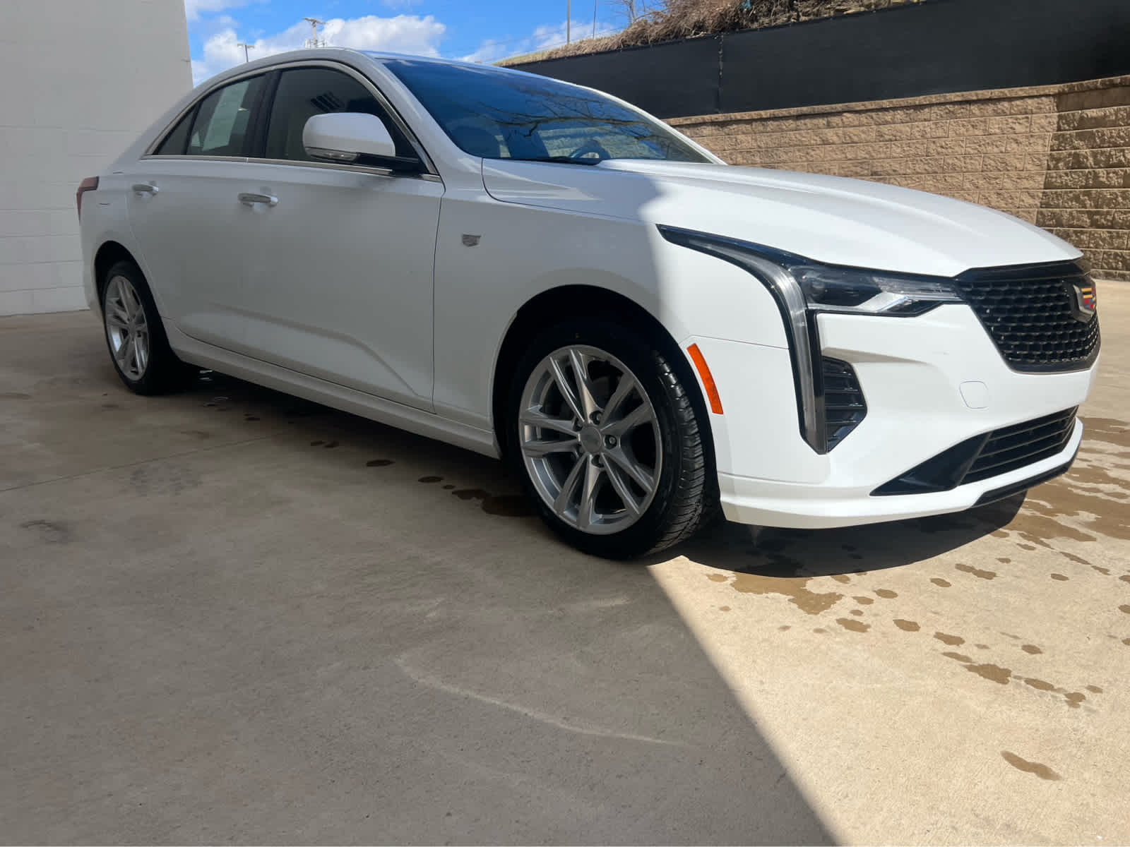 Used 2021 Cadillac CT4 Luxury with VIN 1G6DK5RK2M0134532 for sale in Monroeville, PA