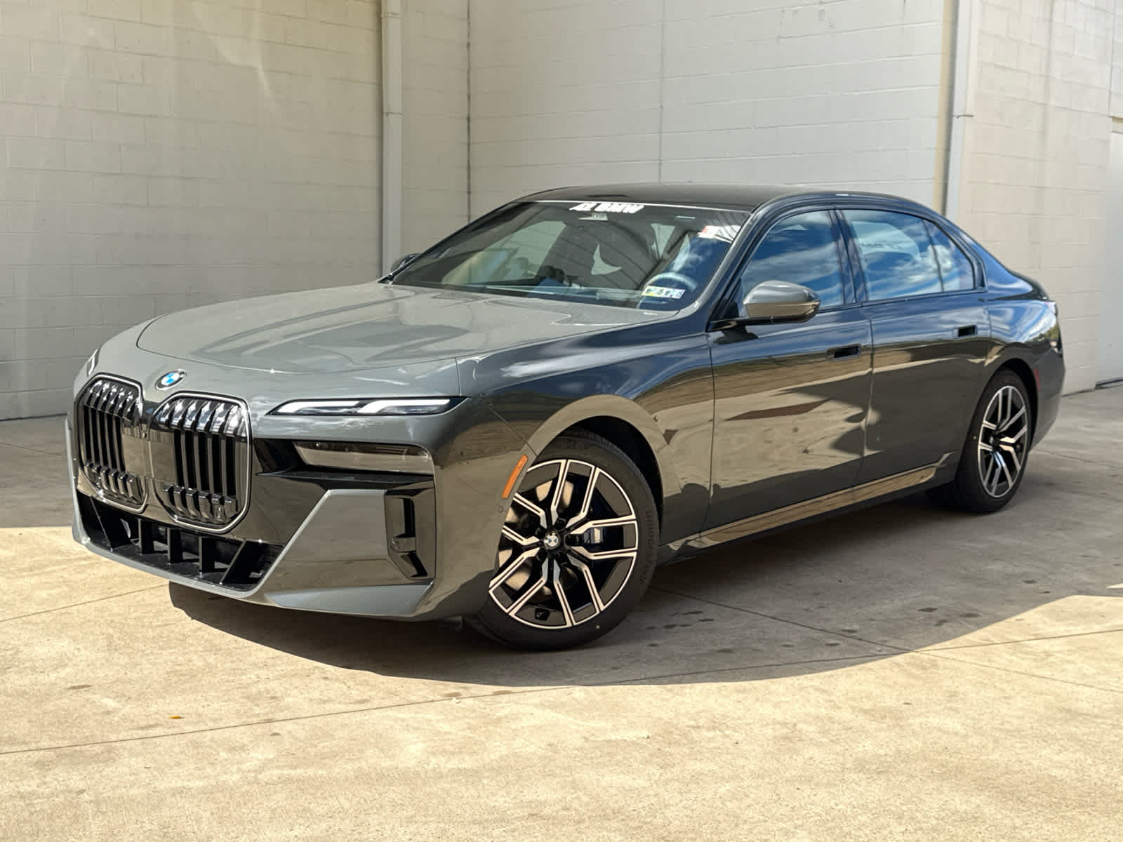 2026 BMW 7 Series 740i's photo