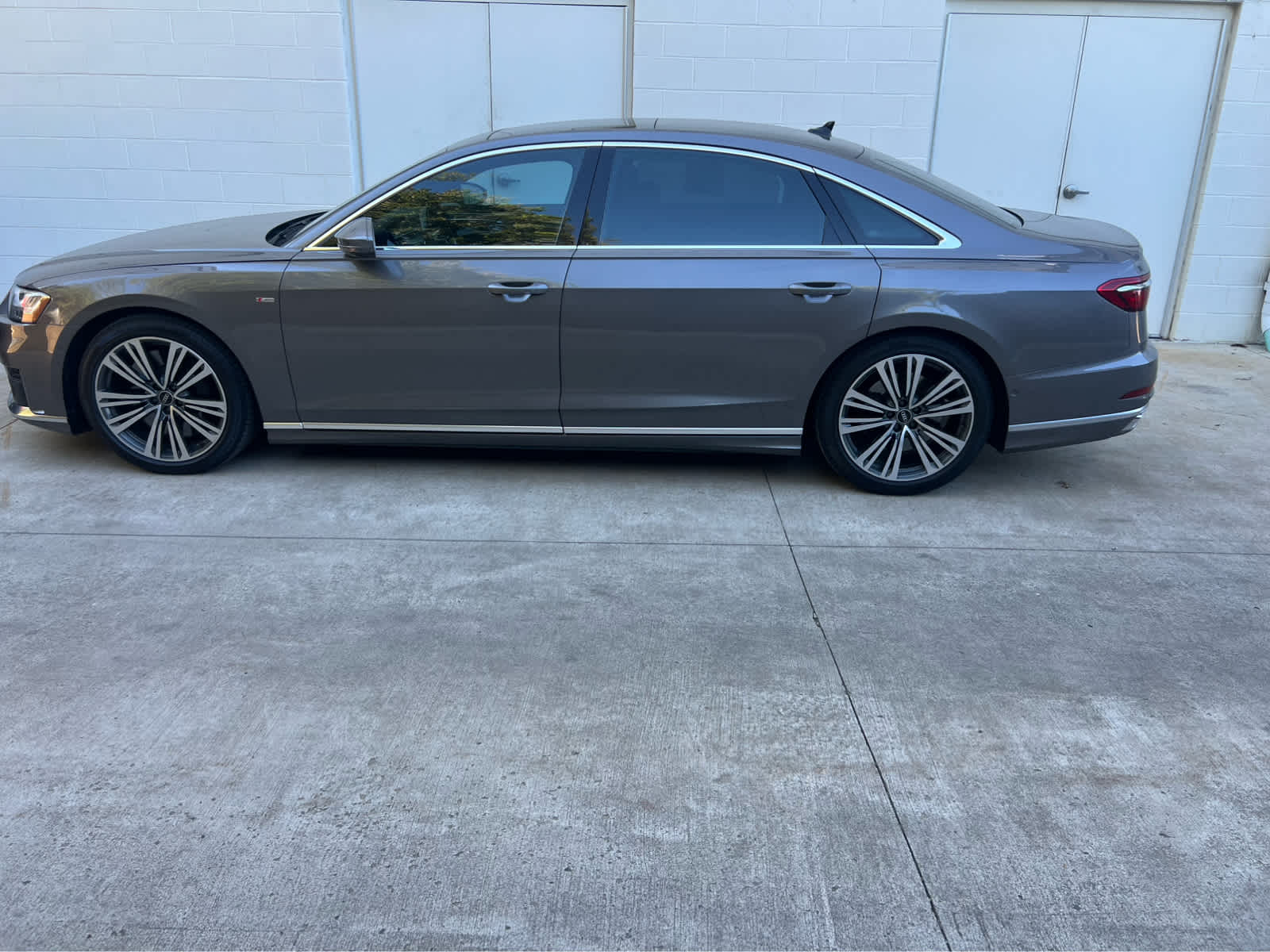 2021 Audi A8 Base's photo