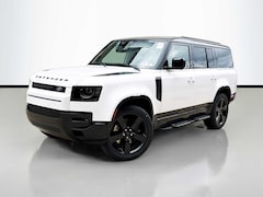 2026 Land Rover Defender 130 X-Dynamic SE SUV