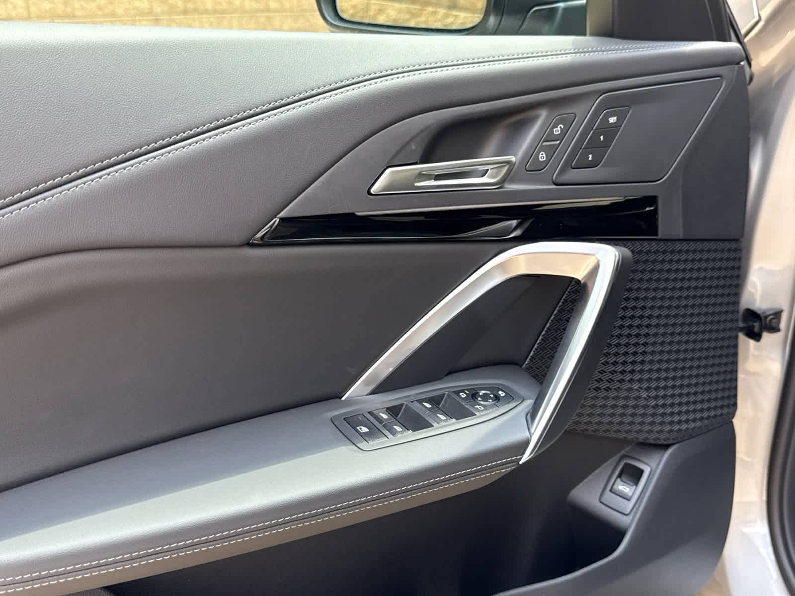 2025 BMW X1 28i - Photo 15