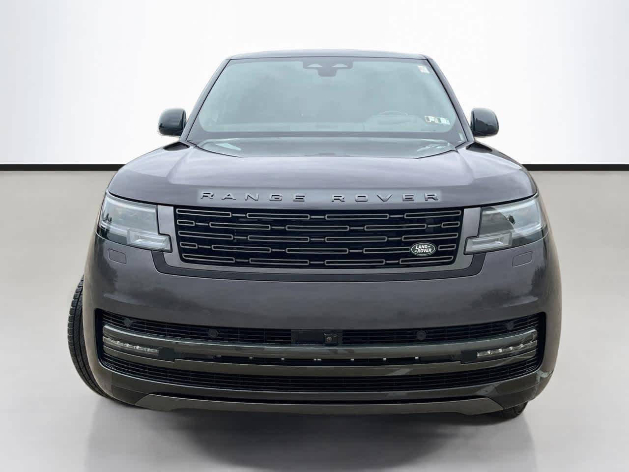 New 2026 Land Rover Range Rover SE LWB 7-Seats / V8 SUV