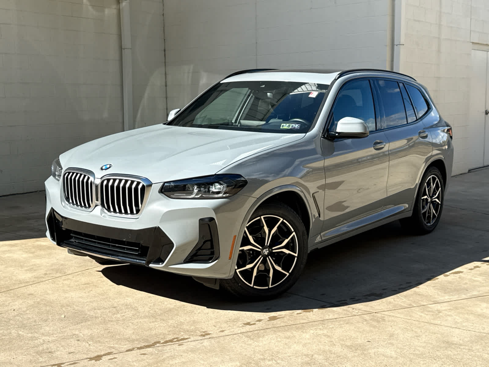 2022 BMW X3 30i