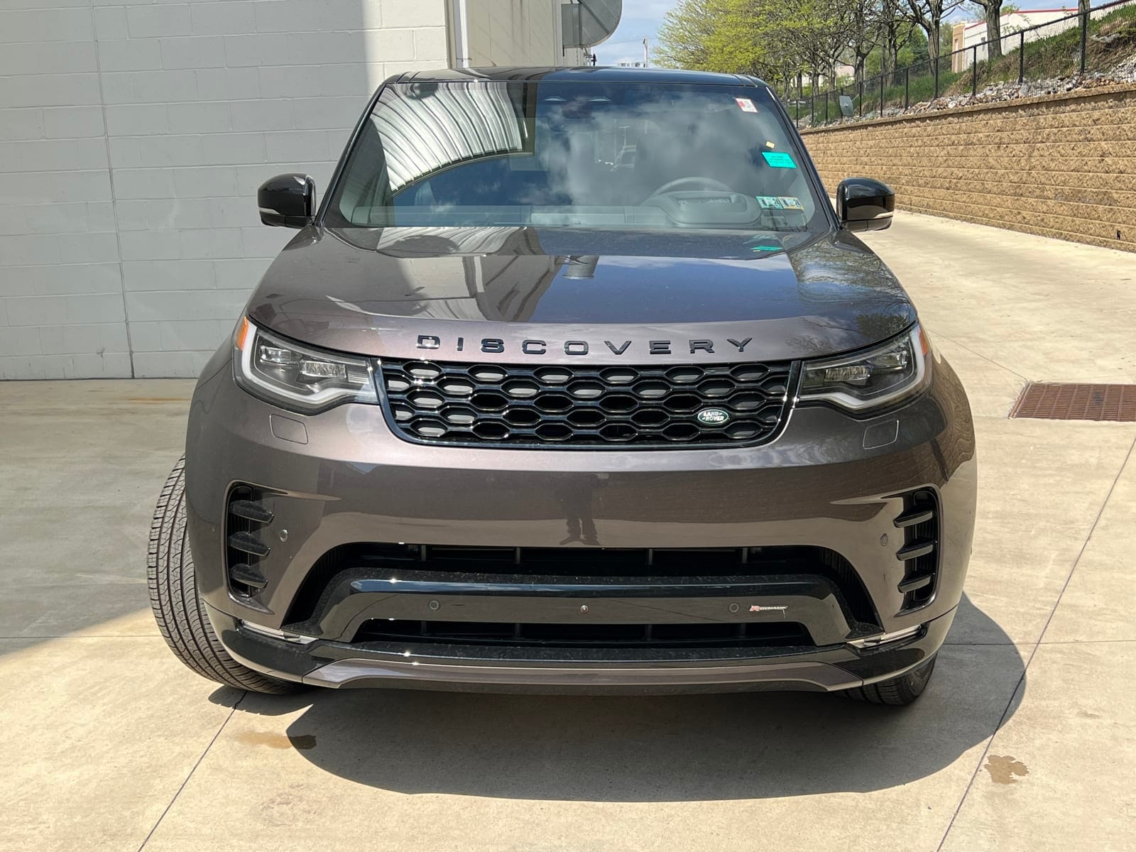 Certified 2023 Land Rover Discovery S R Dynamic with VIN SALRT4EU8P2478904 for sale in Monroeville, PA