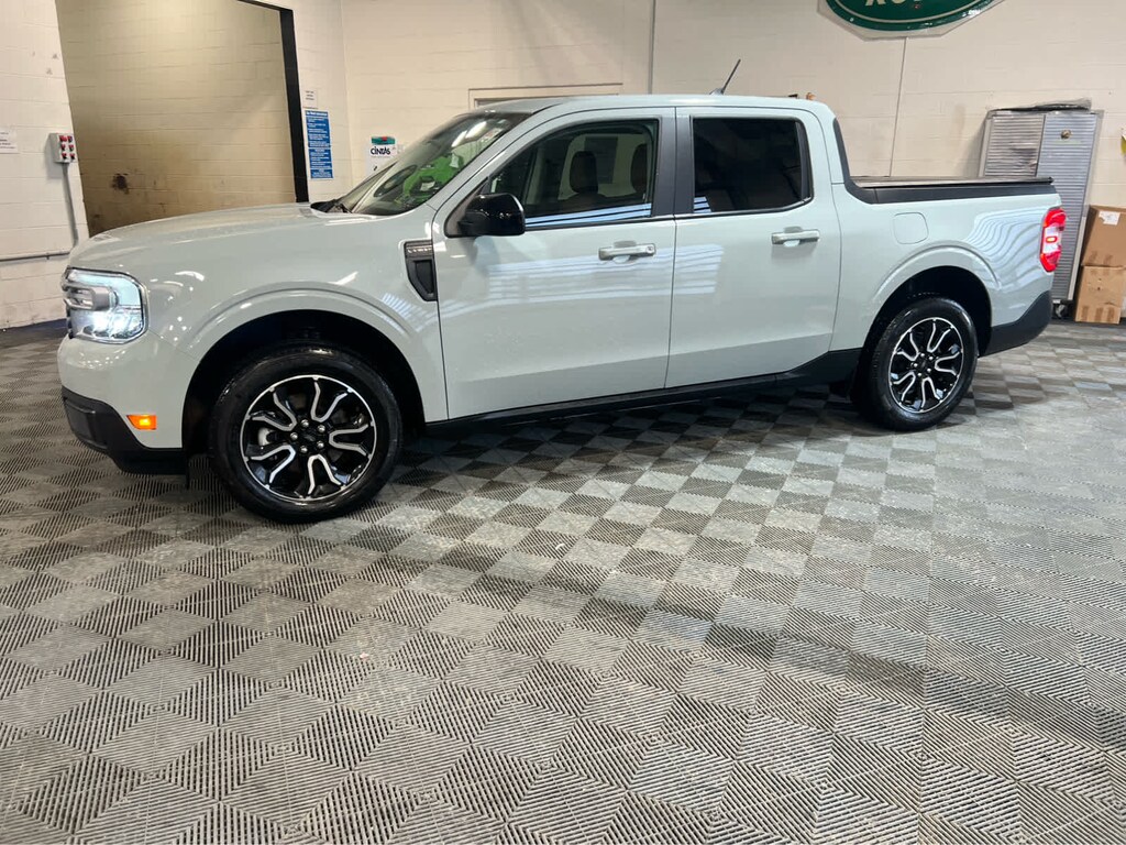Used 2024 Ford Maverick Lariat Truck SuperCrew