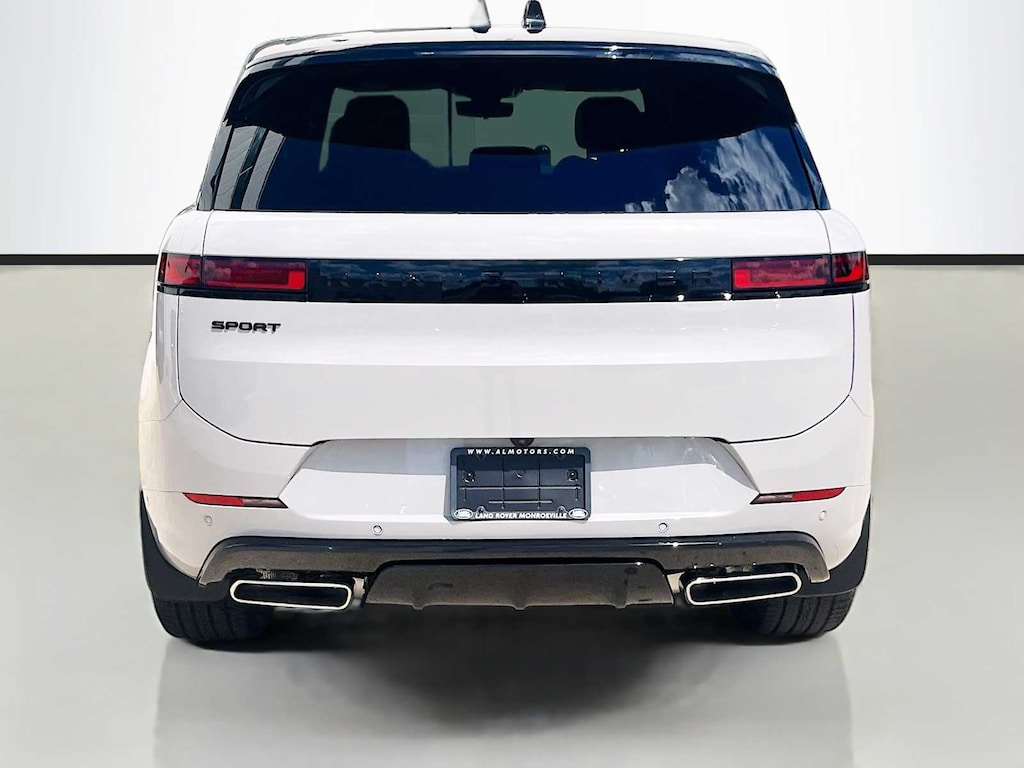 New 2026 Land Rover Range Rover Sport Dynamic SE SUV