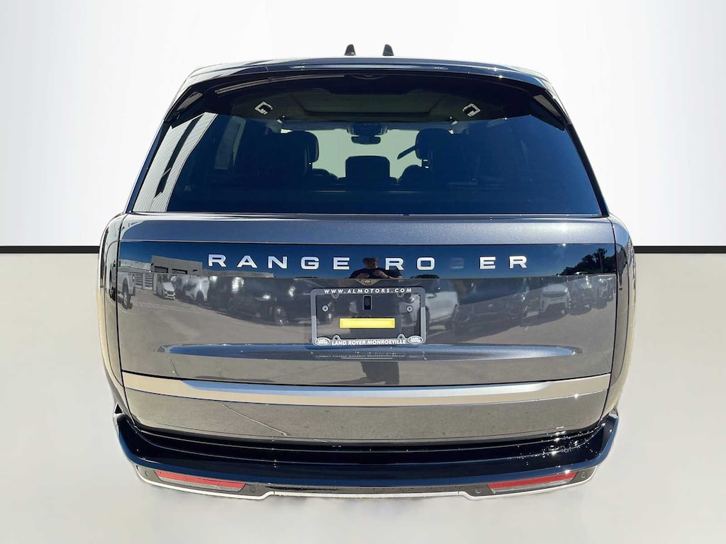 New 2027 Land Rover Range Rover SE LWB7 P400 Range Rover SE LWB7 P400 SUV