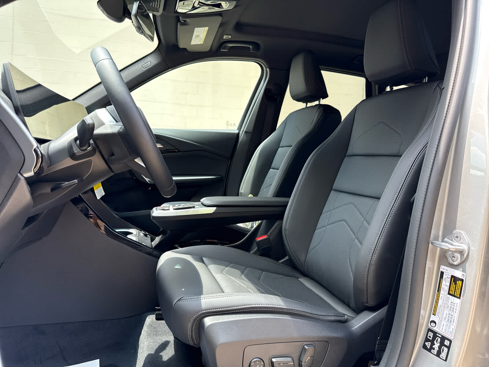 2025 BMW X1 28i - Photo 13