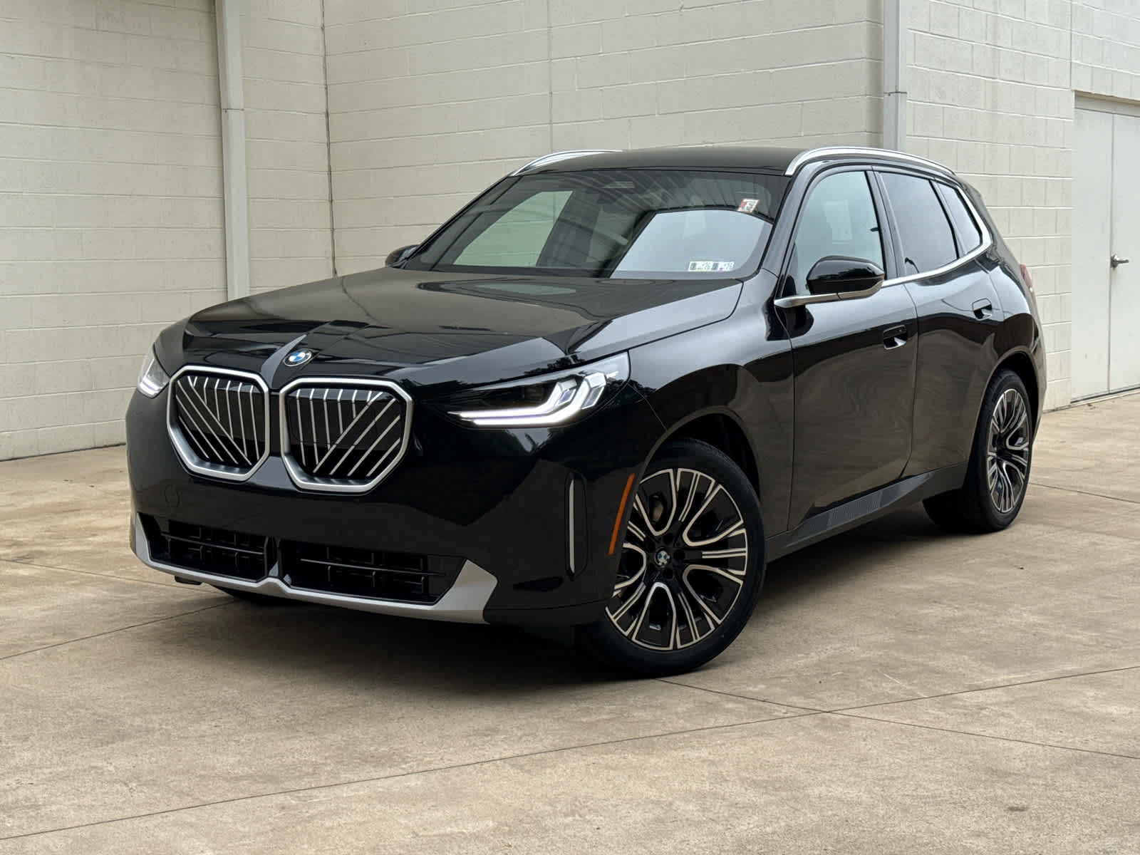 2025 BMW X3 30's photo