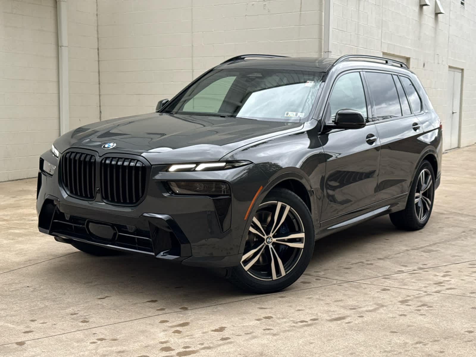 2026 BMW X7 xDrive40i's photo
