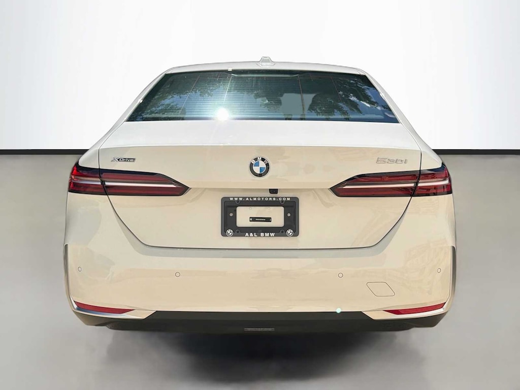 Used 2026 BMW 530i xDrive Sedan