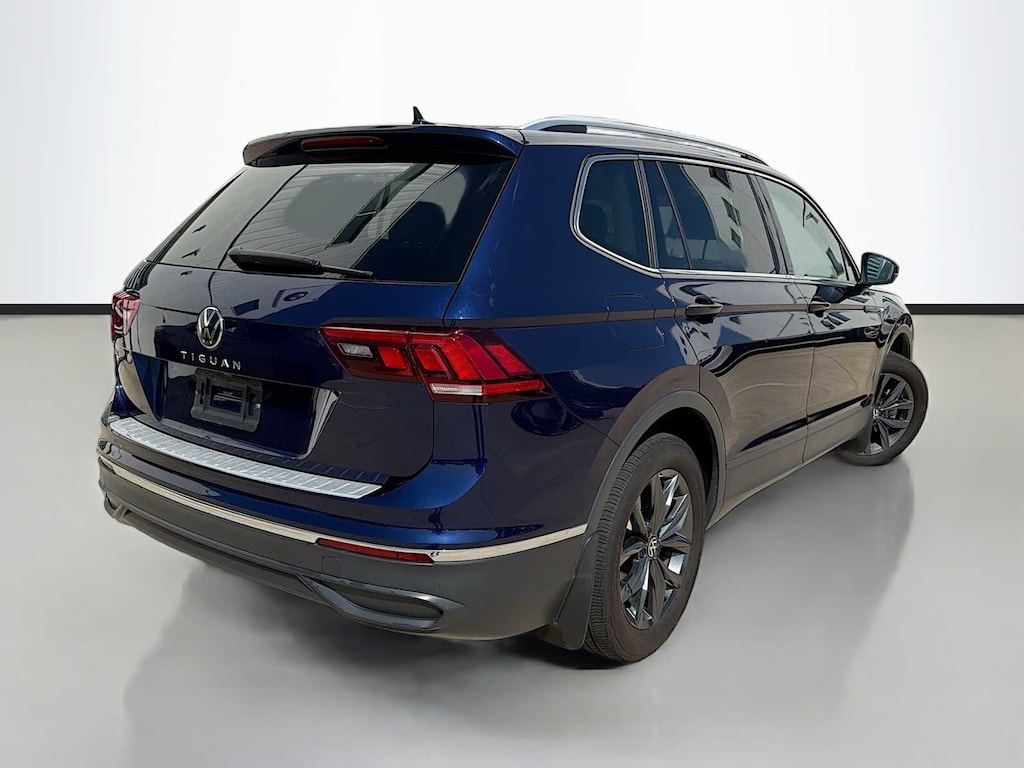 Used 2022 Volkswagen Tiguan 2.0T SE SUV